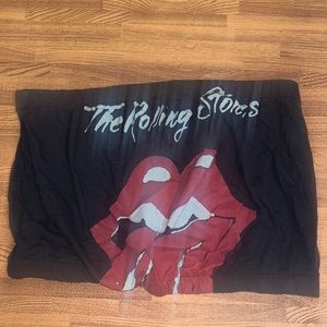 The Rolling Stones crop top 👄 🤟🏼NWOT